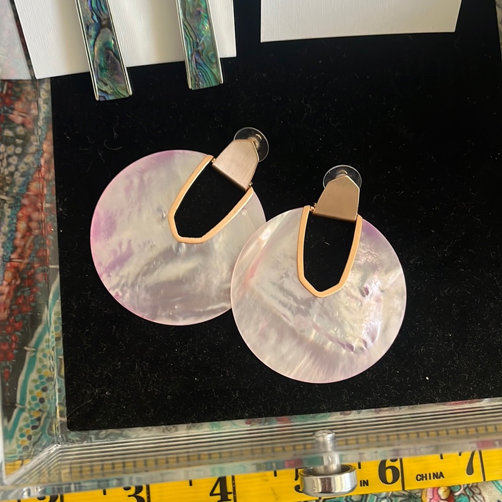 lilac MOP earrings 30% off bundles